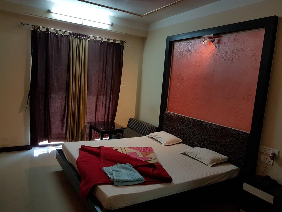Swagatam International Hotel Tarapith Exterior photo