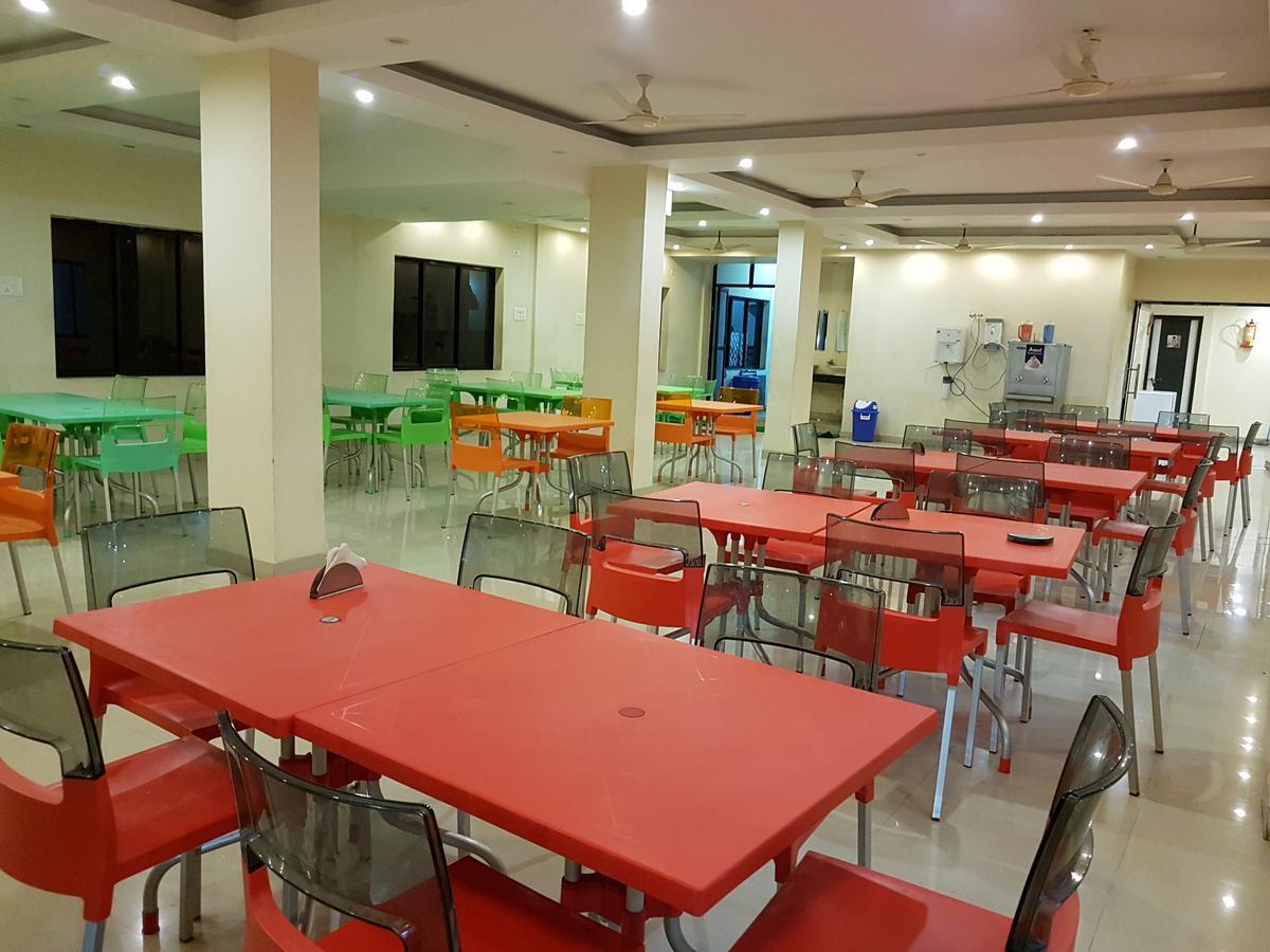 Swagatam International Hotel Tarapith Exterior photo